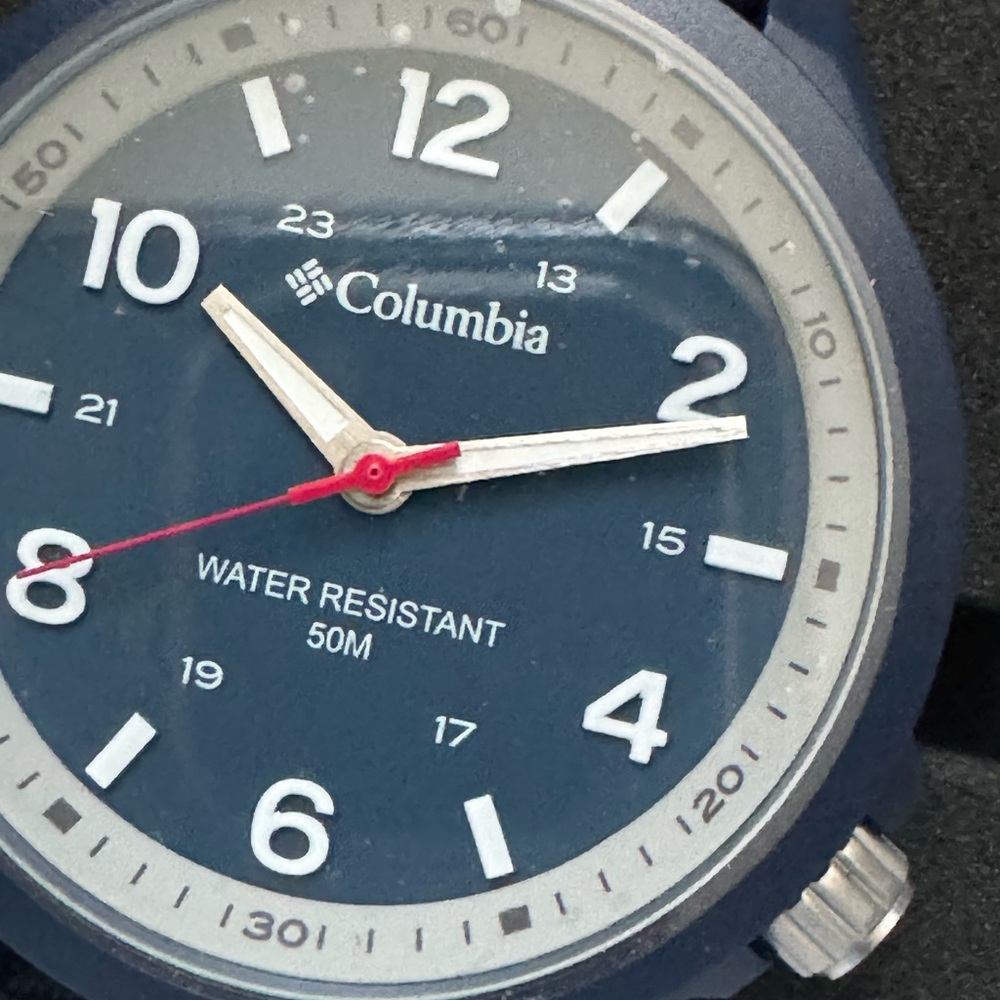 COLUMBIA NWT Crestview 50M Nylon Band Watch IN BOX